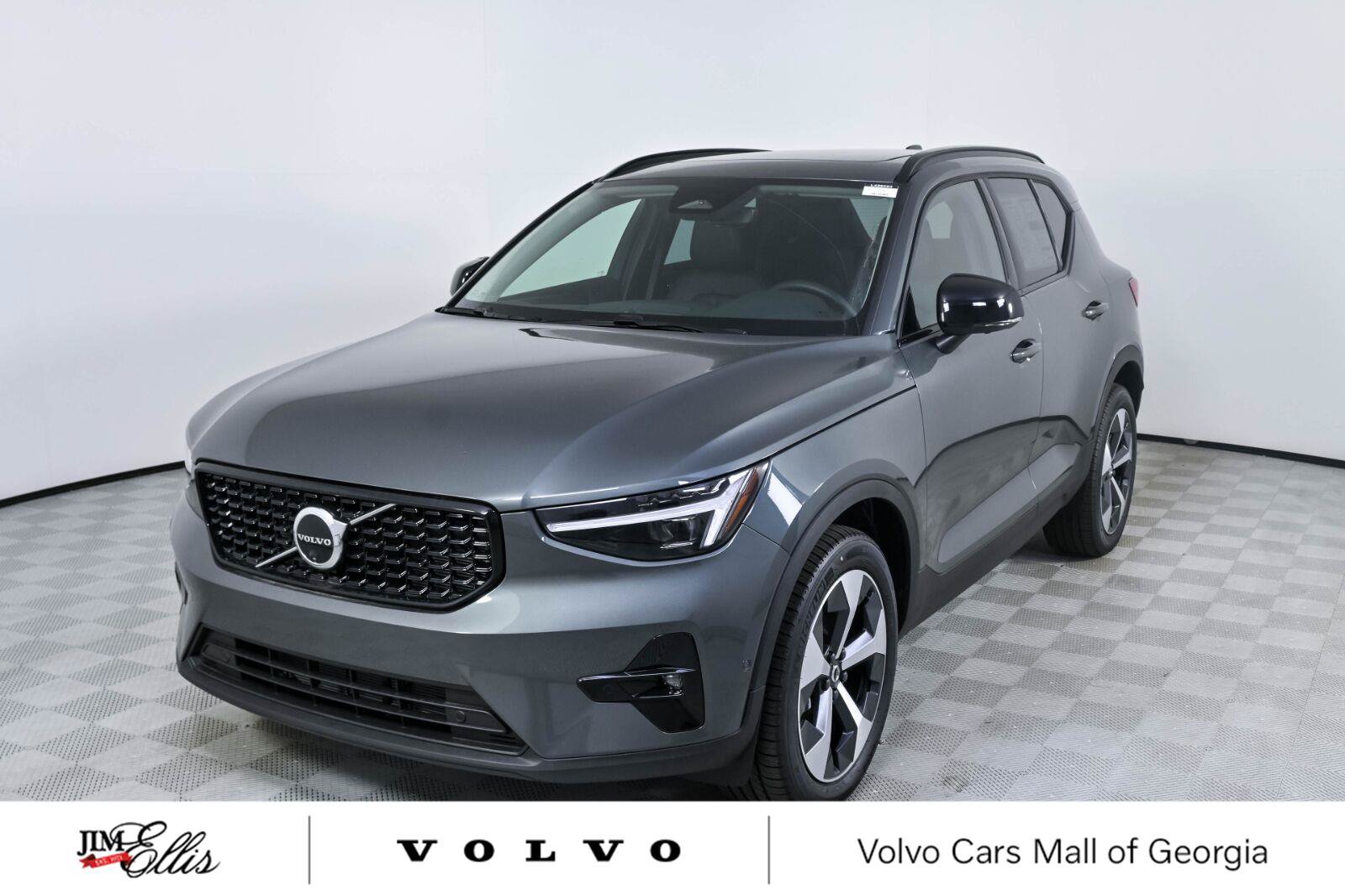New 2026 Volvo XC40 B5 Plus w/ Climate Package AWD/4WD image 1