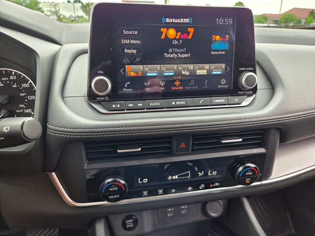 Used 2025 Nissan Rogue SV FWD image 19
