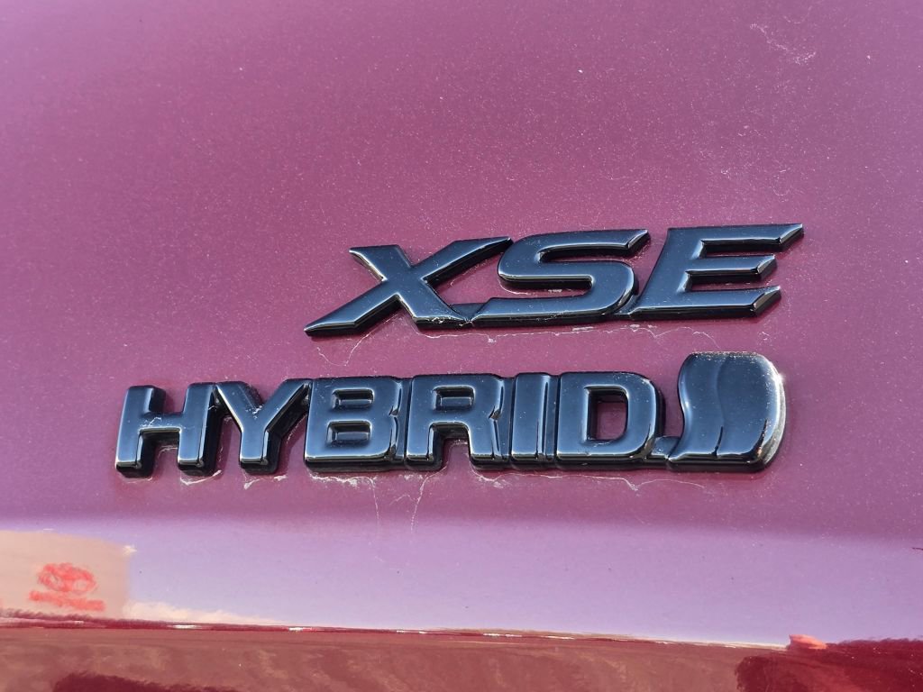 Used 2024 Toyota Sienna XSE w/ XSE Premium Package AWD/4WD image 26