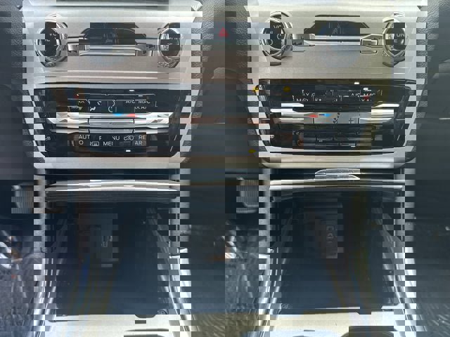 Used 2022 Ford Explorer XLT w/ Equipment Group 202A image 17