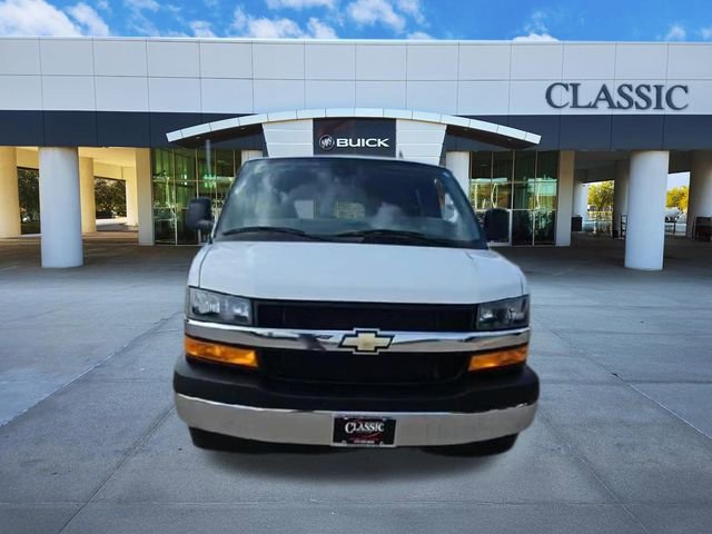 Used 2023 Chevrolet Express 3500 LT w/ LT Preferred Equipment Group RWD image 3