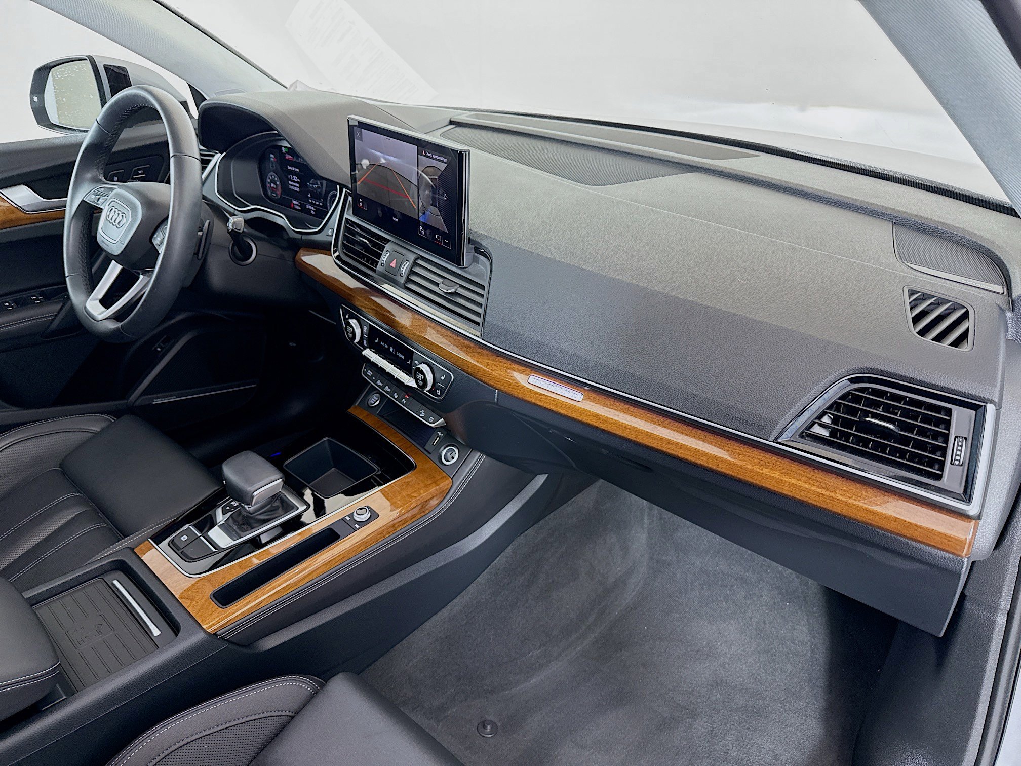 Used 2023 Audi Q5 2.0T Prestige image 30