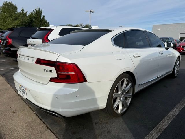Used 2018 Volvo S90 T6 Inscription w/ Convenience Package image 4