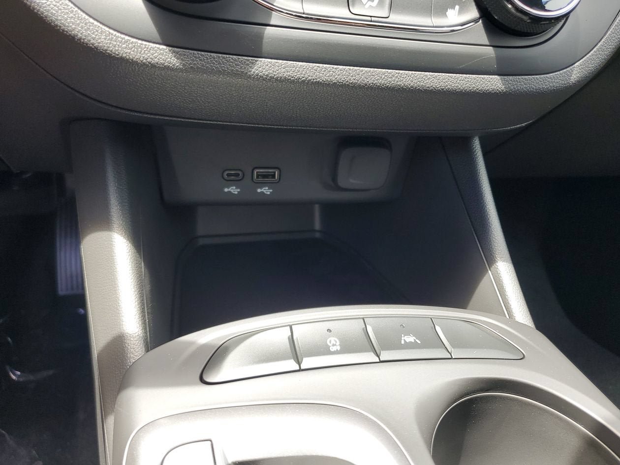 New 2026 Buick Envista Sport Touring w/ Convenience I Package FWD image 23