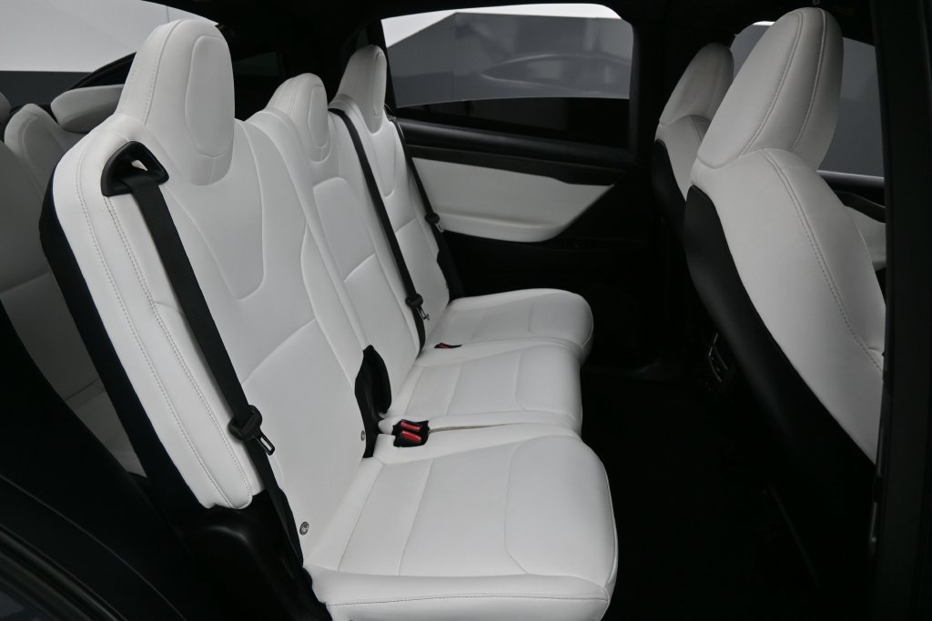 Used 2020 Tesla Model X Performance AWD/4WD image 29