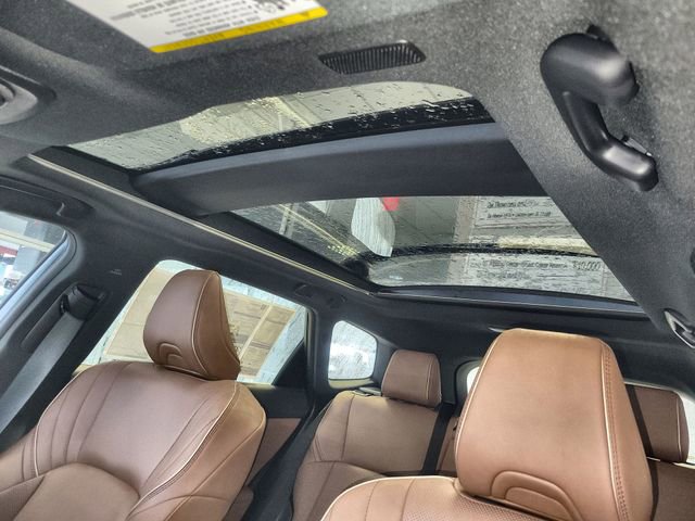 New 2025 Toyota Crown Signia image 22