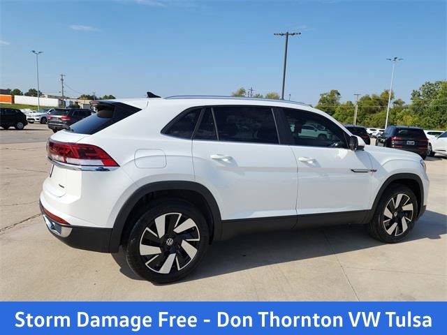 New 2026 Volkswagen Atlas Cross Sport SE image 2