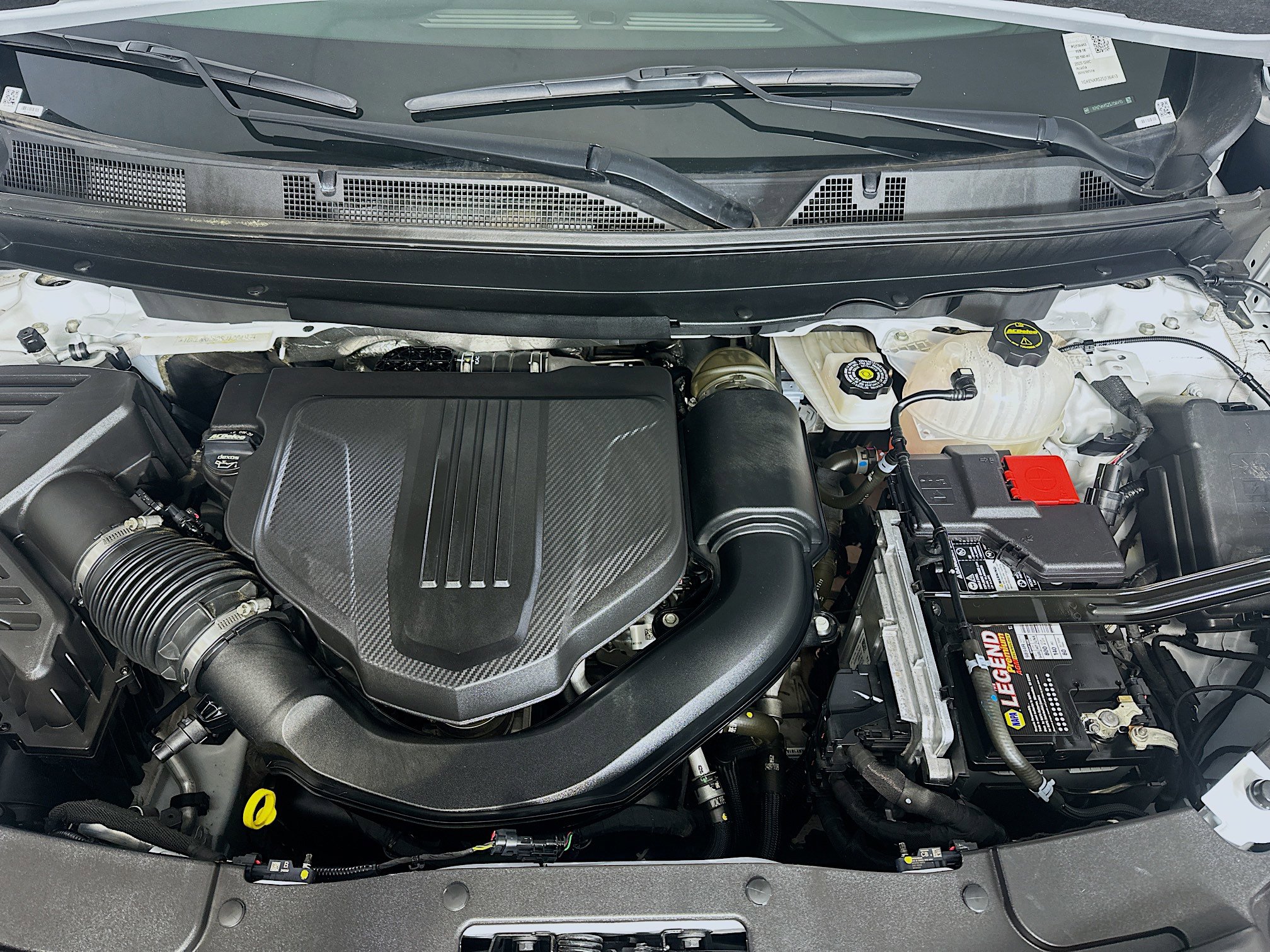 Used 2025 GMC Acadia Elevation image 36