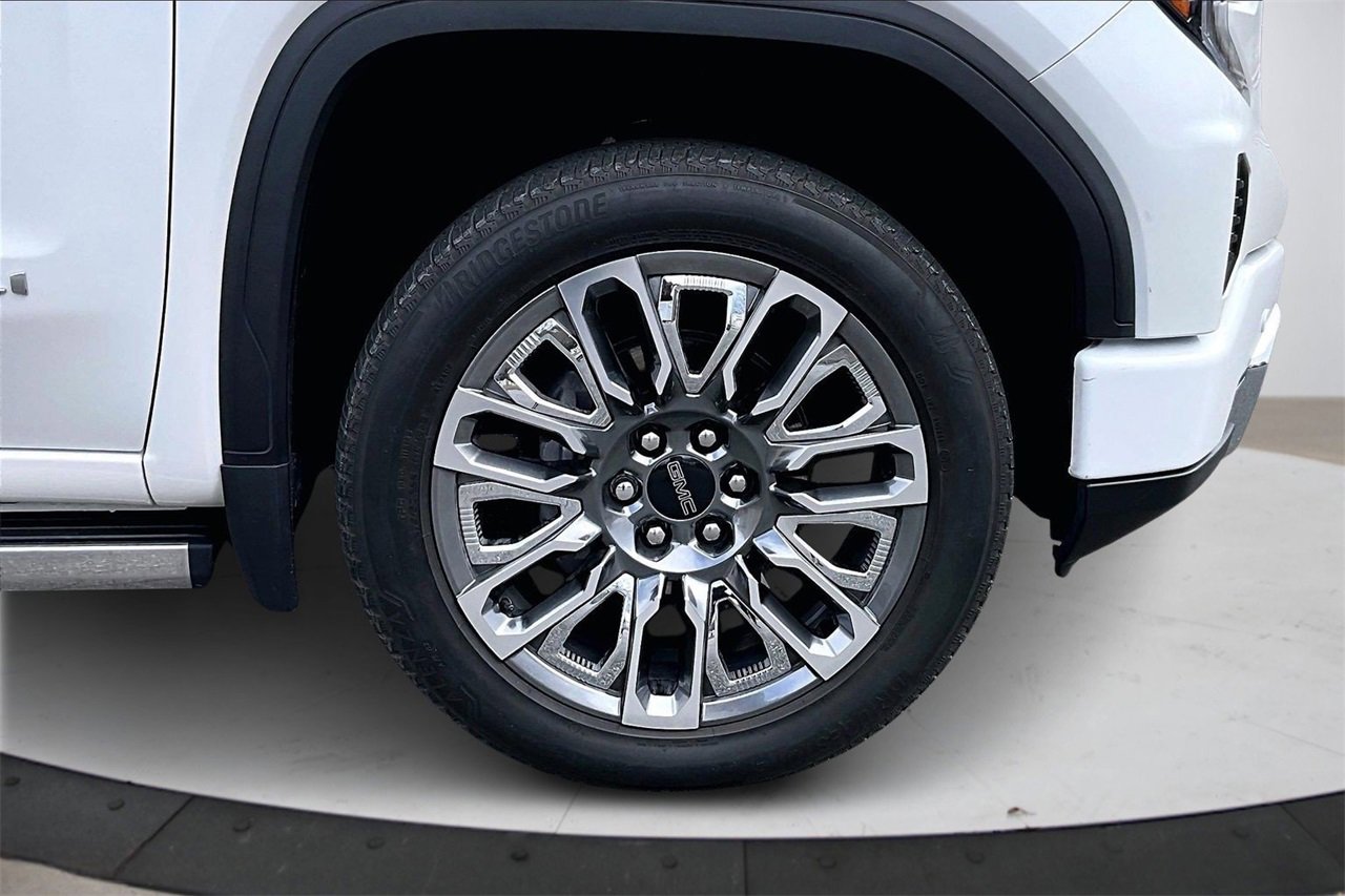 Used 2023 GMC Sierra 1500 Denali Ultimate image 35