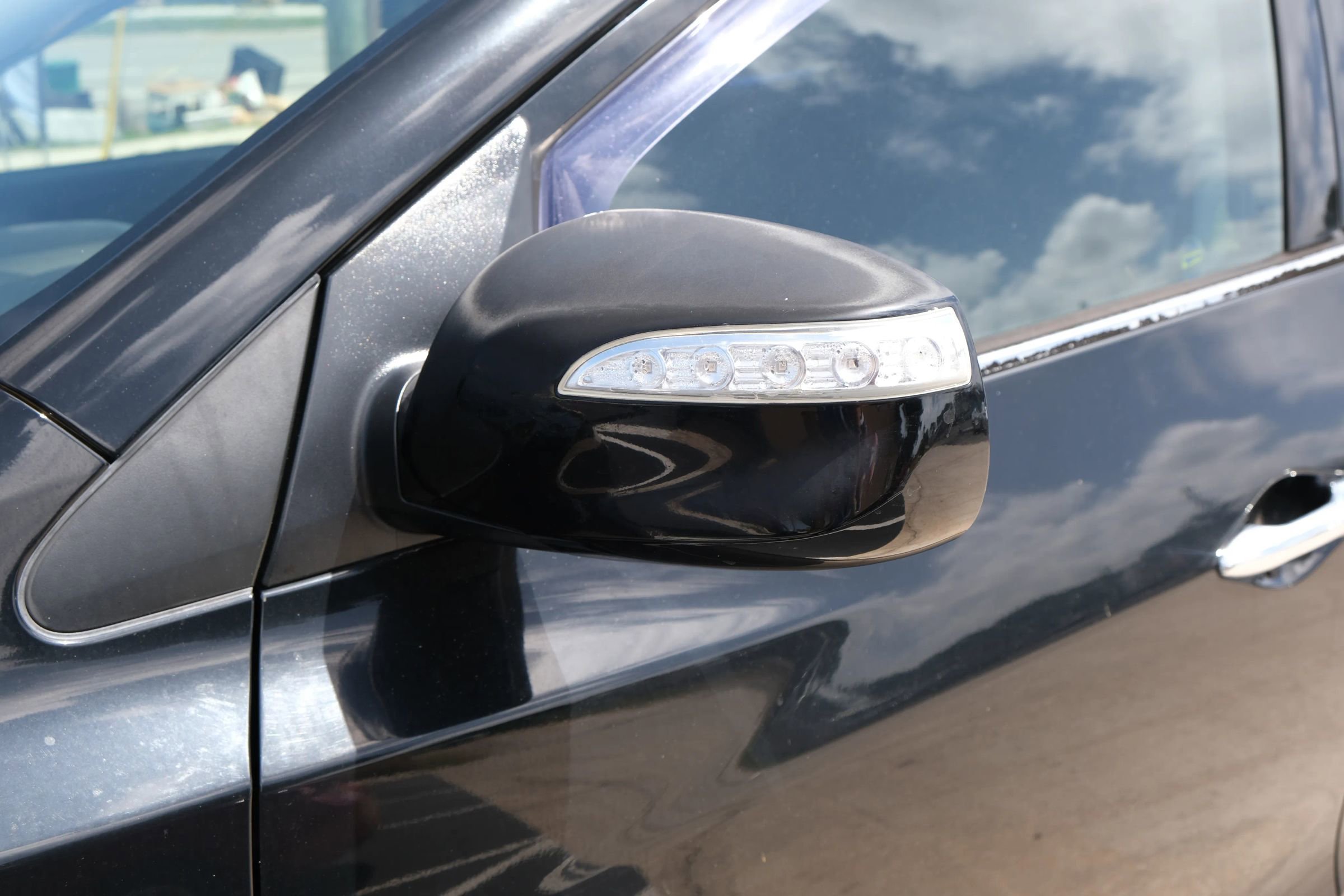 Used 2013 Hyundai Tucson Limited w/ Premium Pkg image 12