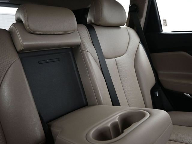Used 2019 Hyundai Santa Fe Limited image 15
