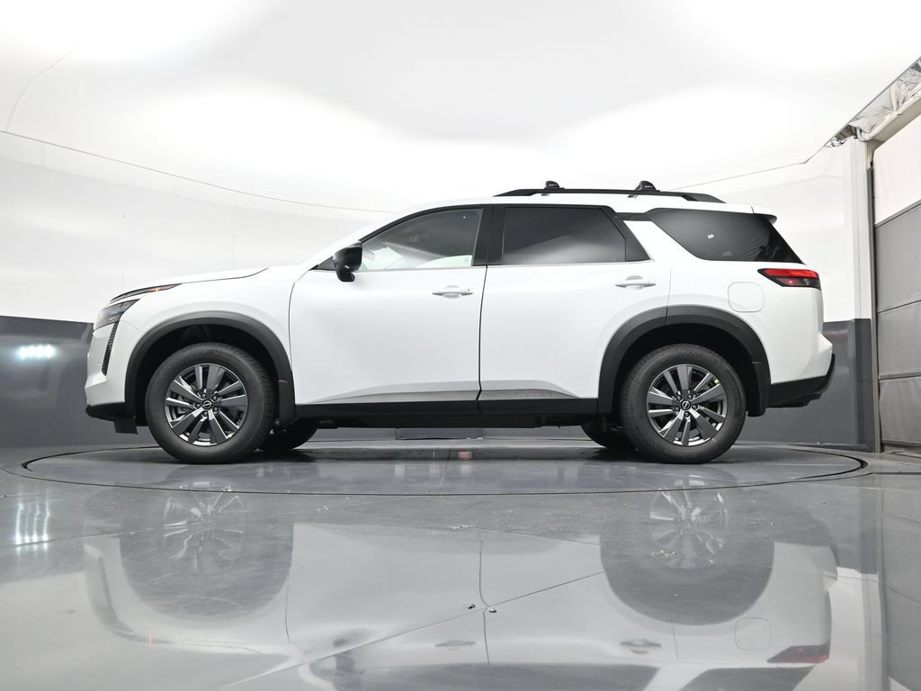 New 2026 Nissan Pathfinder SV w/ Cargo Package FWD image 21