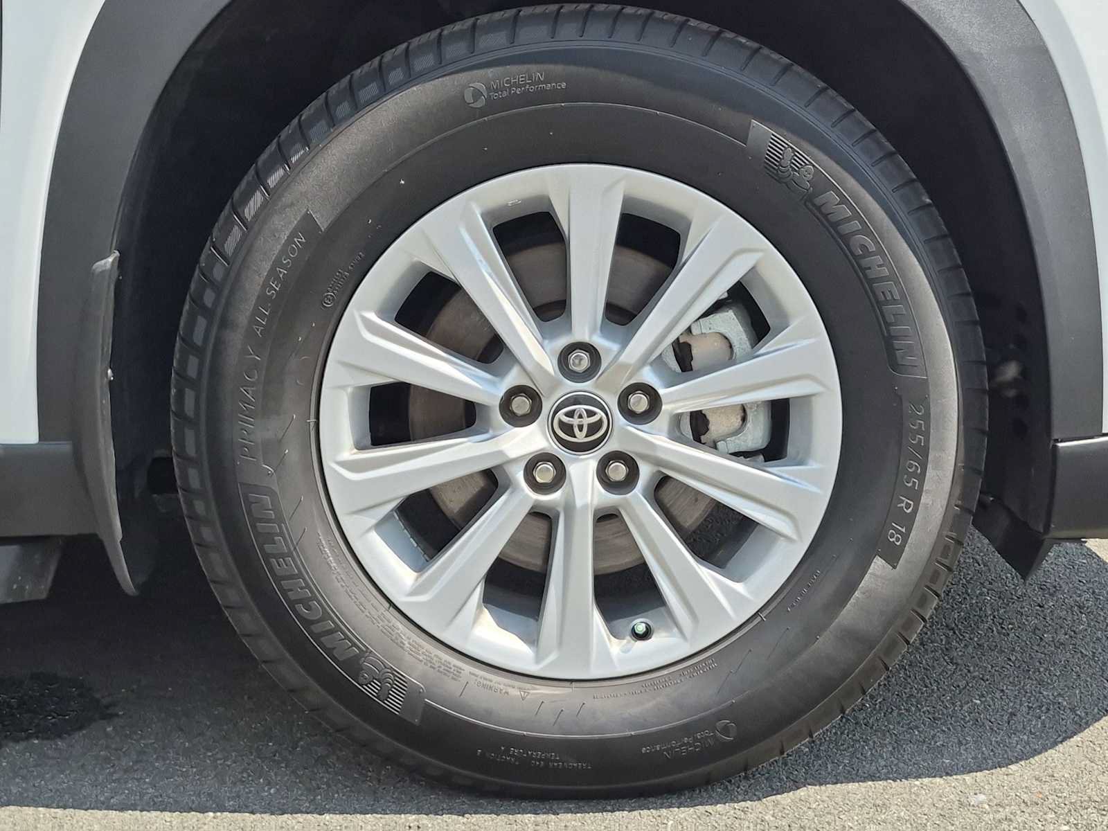 Used 2025 Toyota Grand Highlander AWD image 14