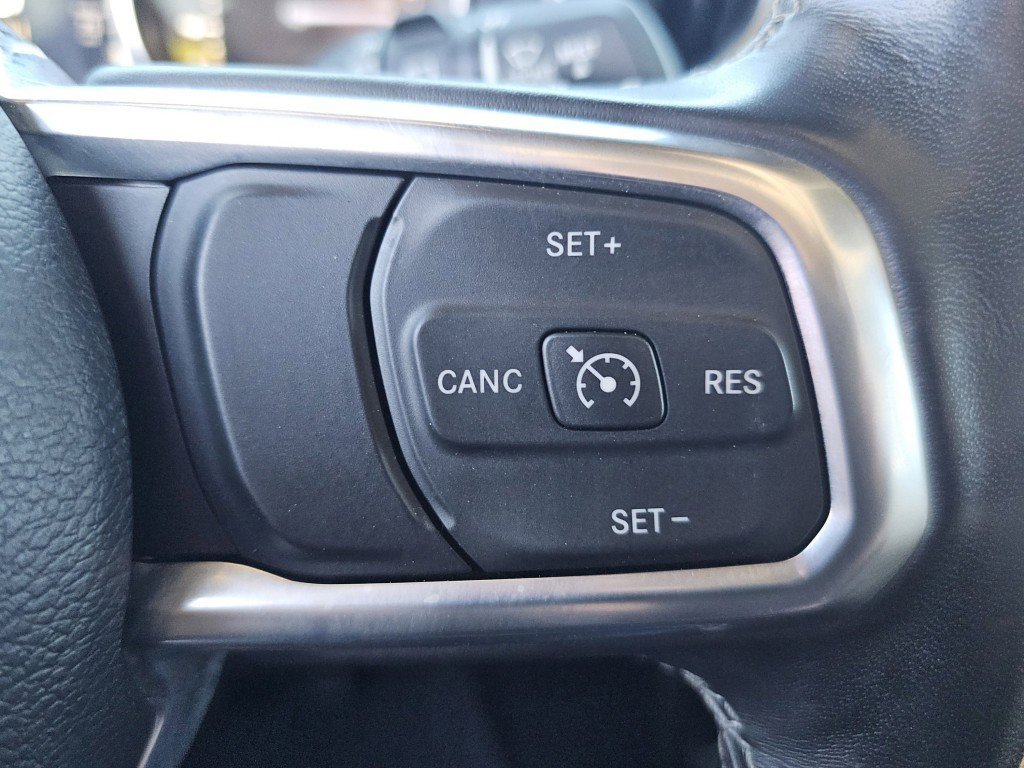 Used 2022 Jeep Wrangler Unlimited Sahara w/ Cold Weather Group image 15