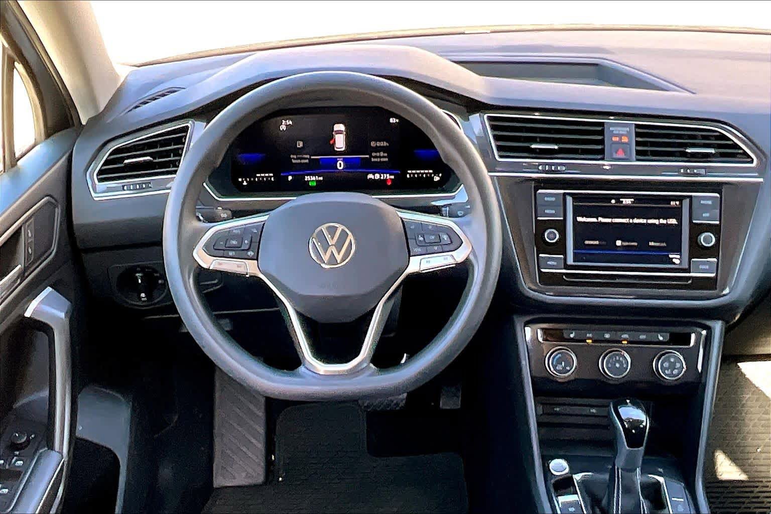 Used 2023 Volkswagen Tiguan S FWD image 6