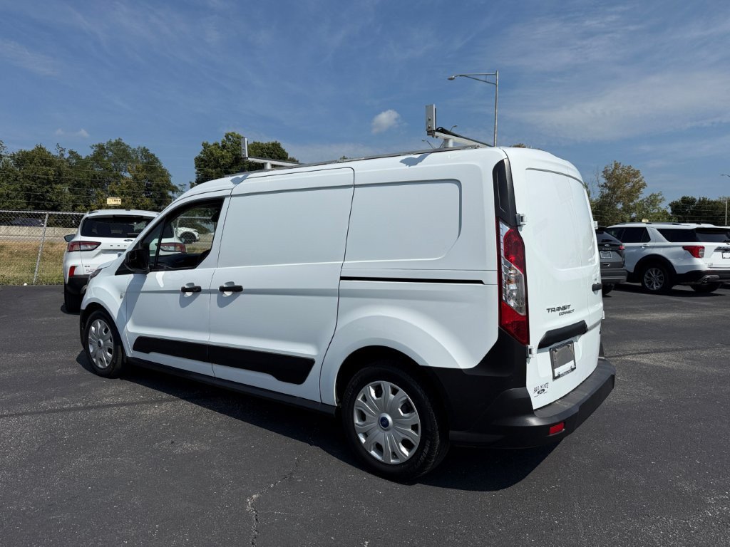 Used 2022 Ford Transit Connect XL FWD image 4