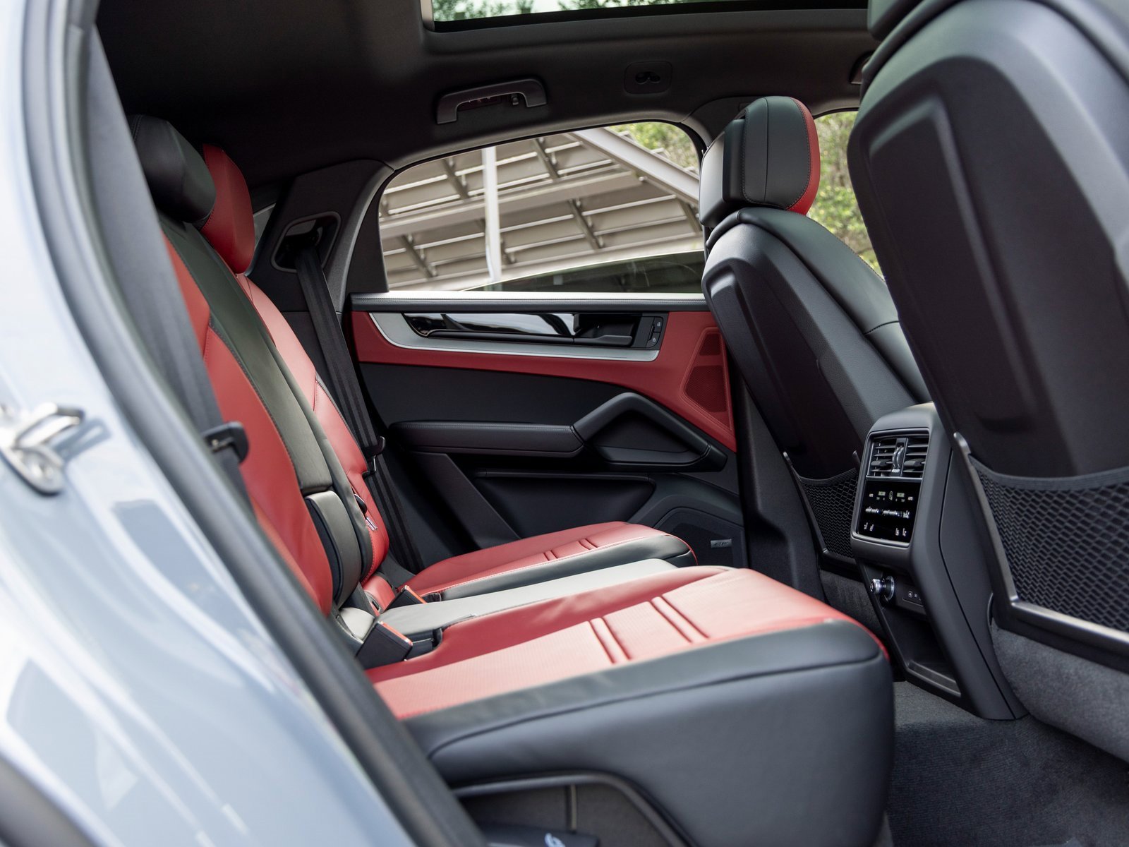 New 2026 Porsche Cayenne S image 50