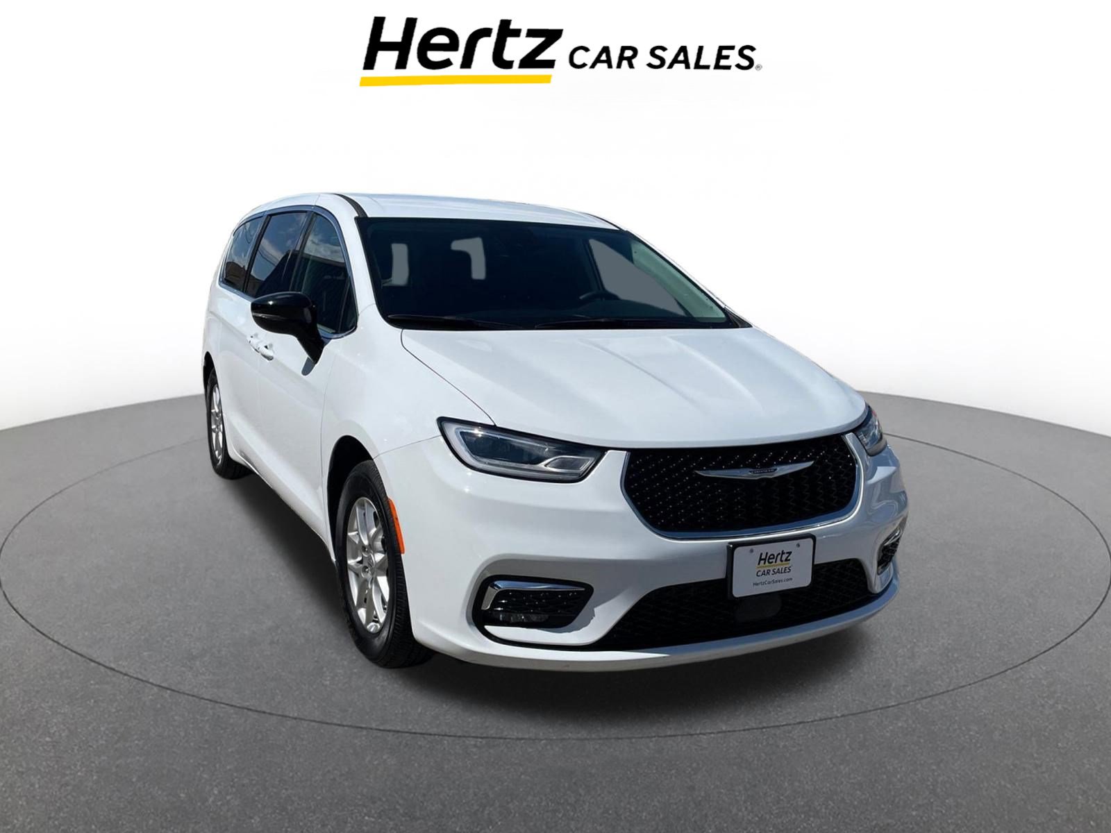 Used 2024 Chrysler Pacifica Touring-L