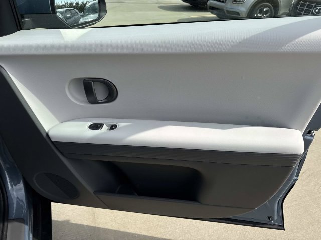 New 2027 Hyundai Ioniq 5 SEL RWD image 17