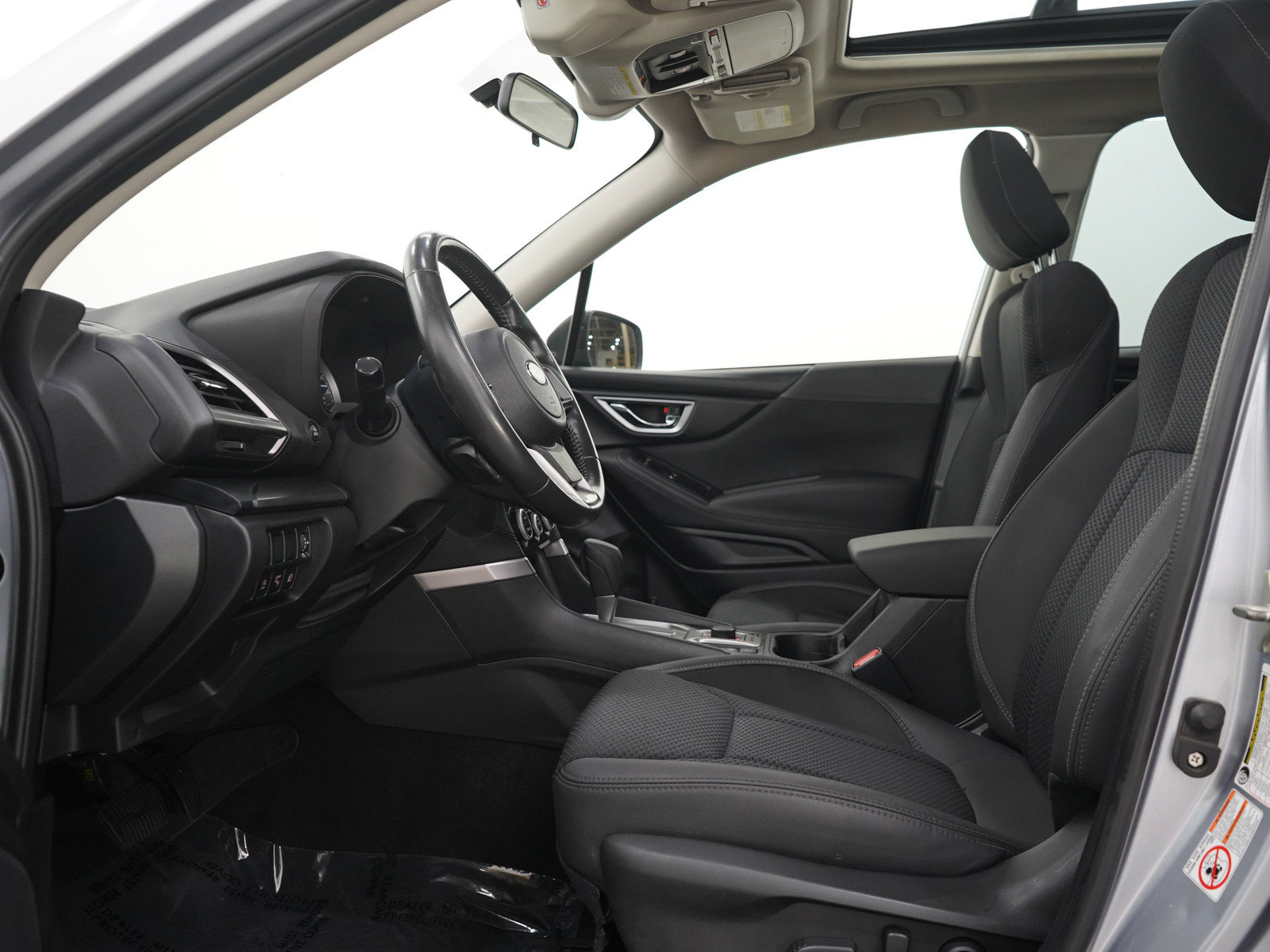 Used 2020 Subaru Forester Premium AWD/4WD image 23