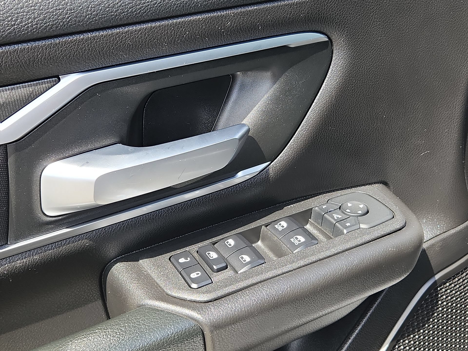 Certified 2025 RAM 1500 Big Horn AWD/4WD image 15