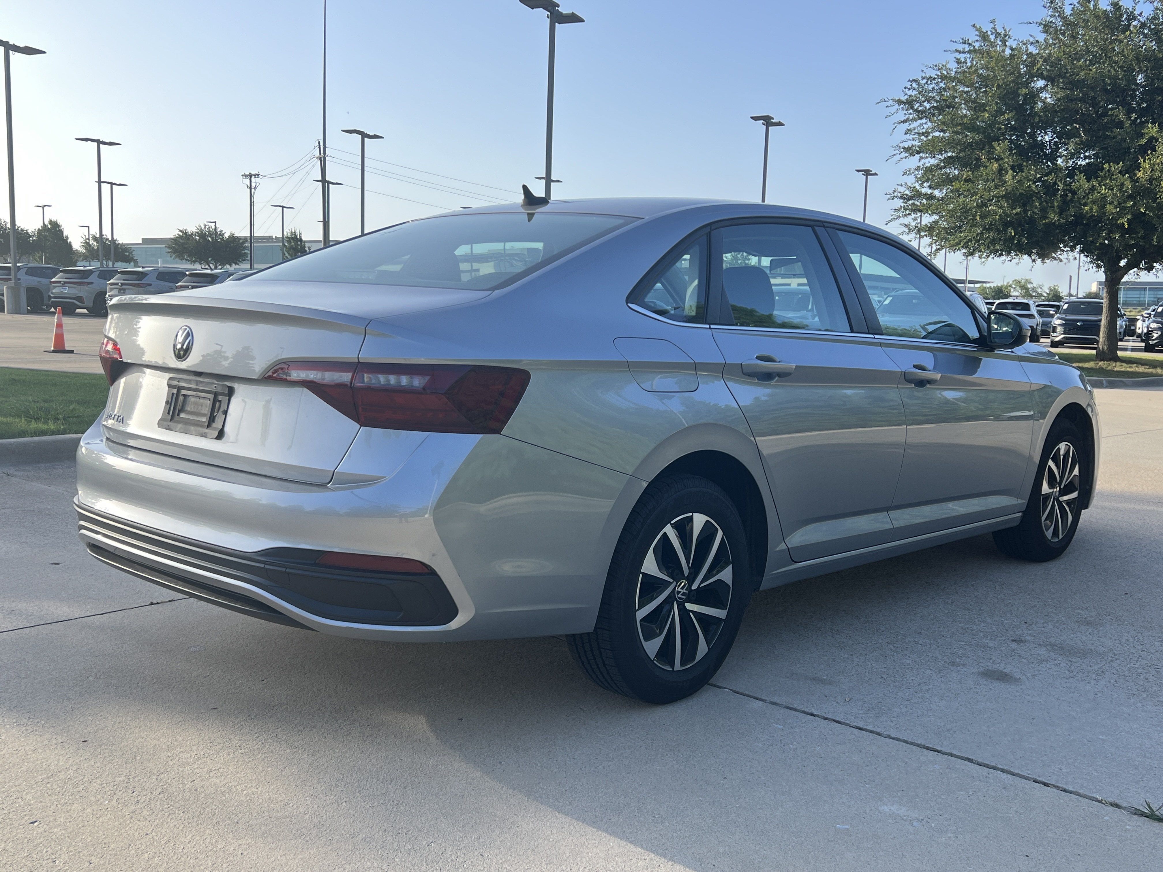 Used 2022 Volkswagen Jetta S FWD image 10