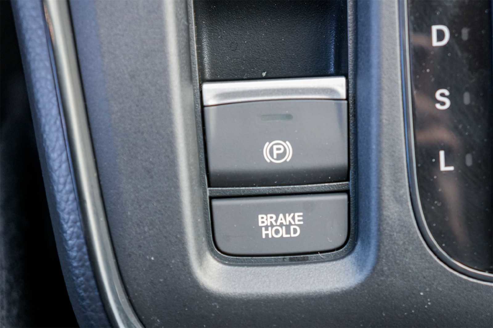 Used 2026 Honda CR-V LX image 23