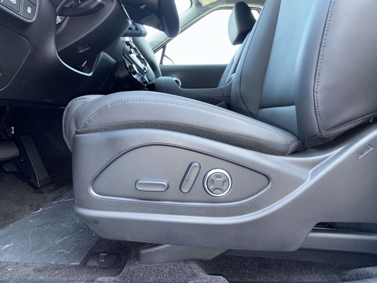 New 2026 Hyundai Palisade Limited image 14