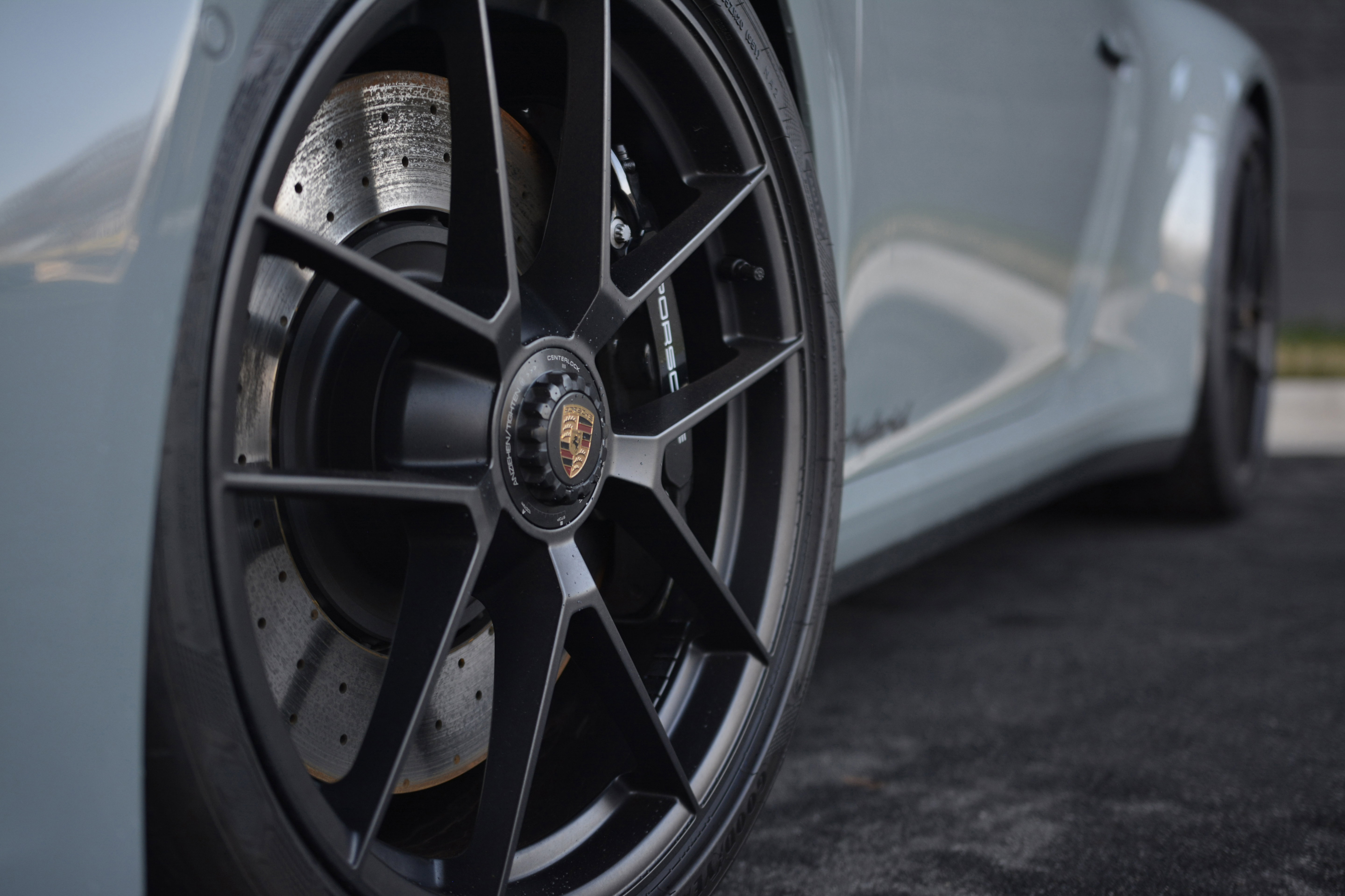 Certified 2025 Porsche 911 Carrera GTS RWD image 32