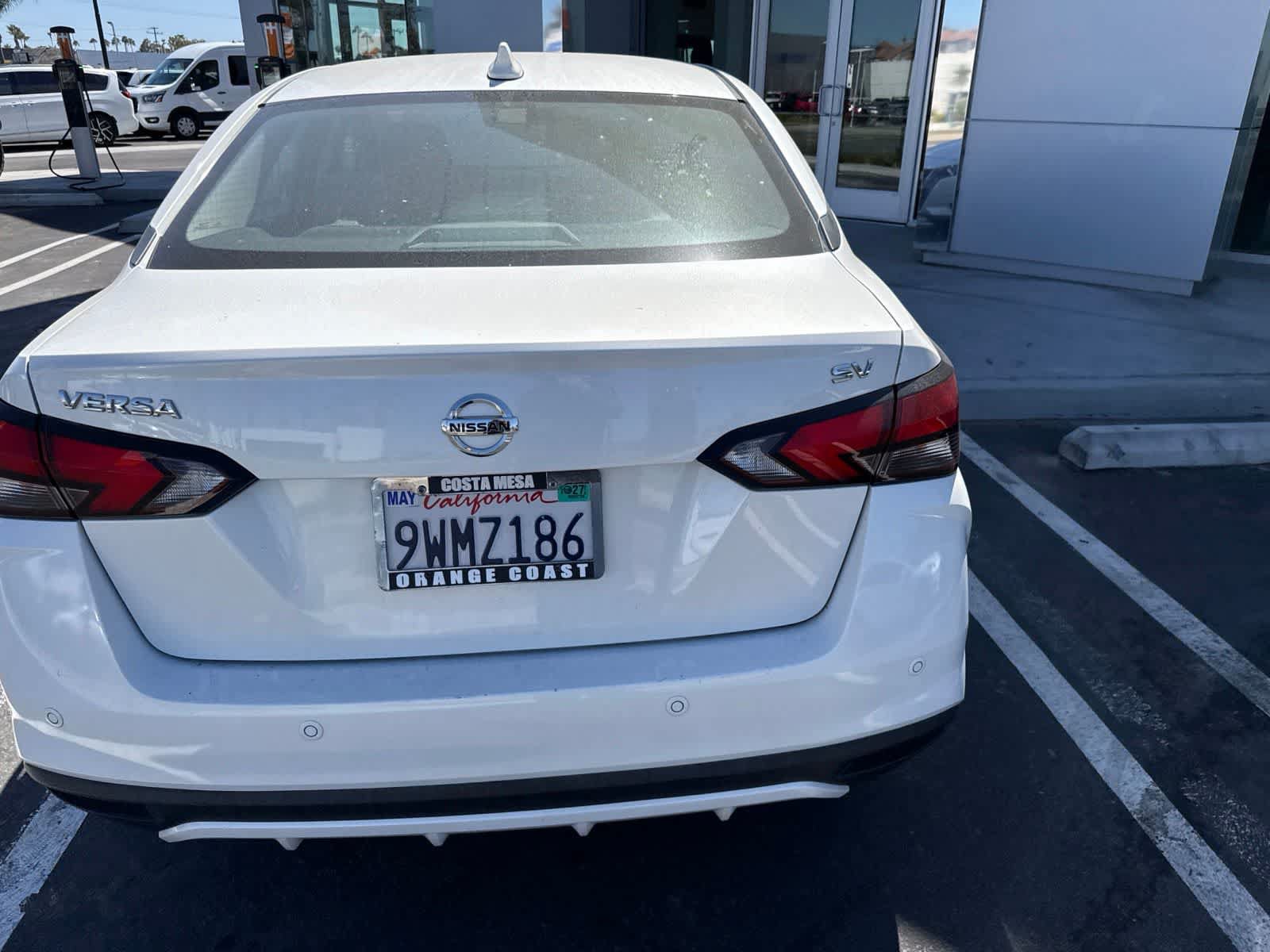Used 2020 Nissan Versa SV FWD image 17