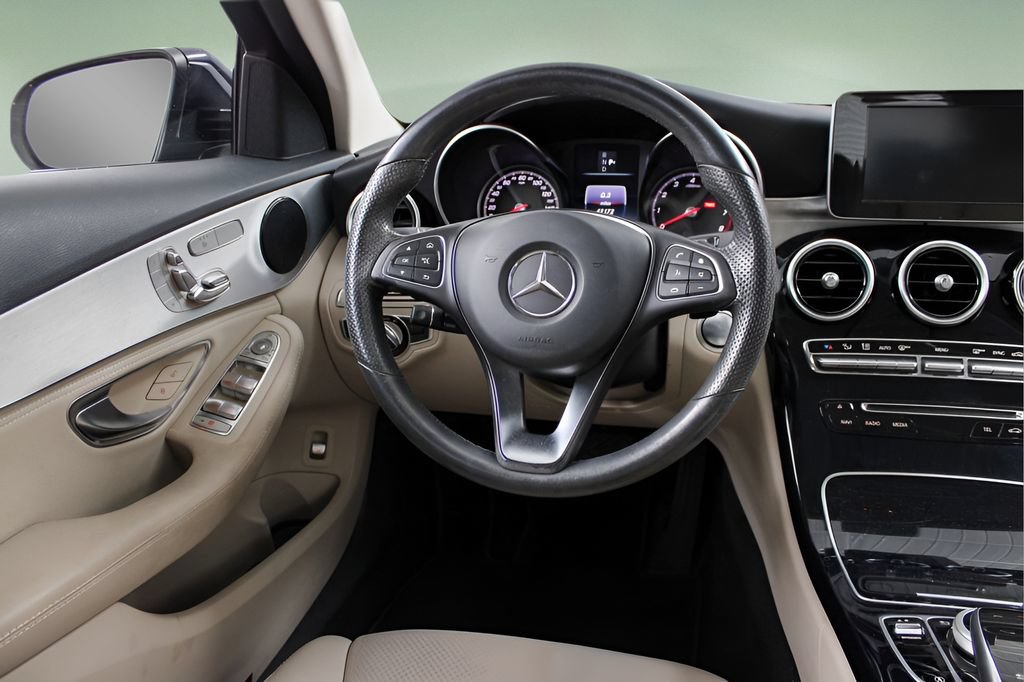 Used 2016 Mercedes-Benz C 300 4MATIC Sedan image 17