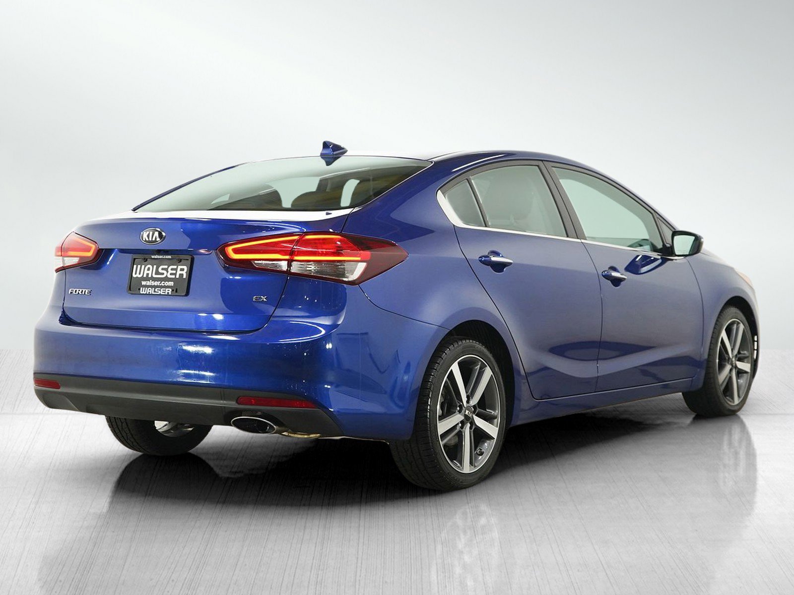 Used 2017 Kia Forte EX w/ EX Premium Plus Package FWD image 5
