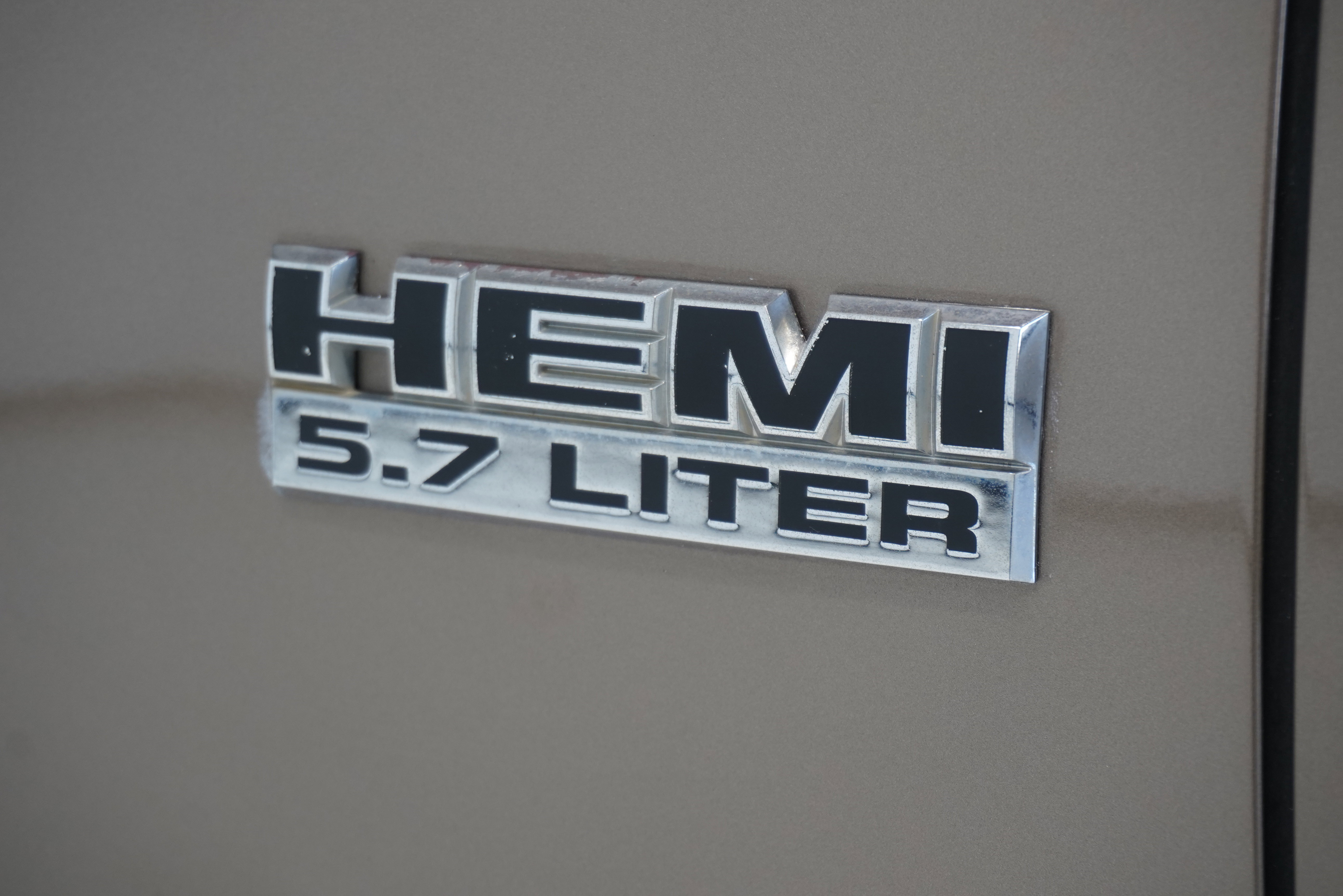 Used 2009 Dodge Ram 1500 Truck SLT w/ Big Horn Regional Pkg image 6