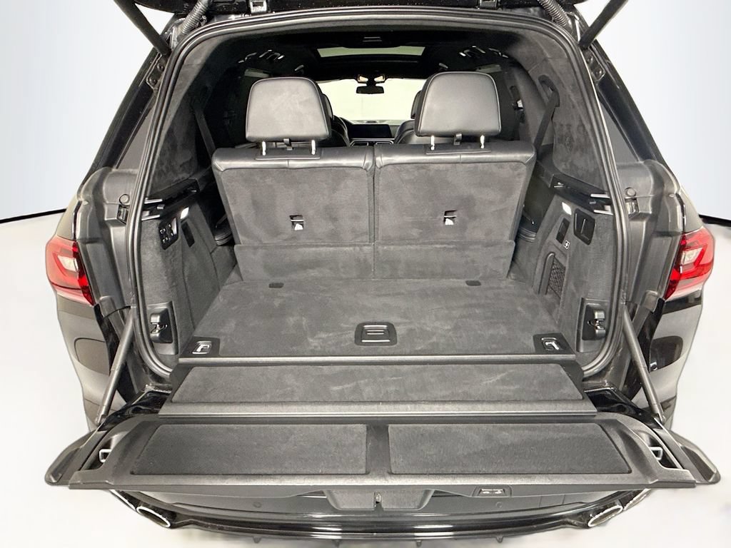 Used 2021 BMW ALPINA XB7 AWD/4WD image 29