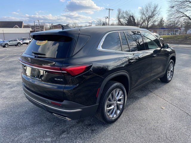 Used 2025 Buick Enclave Preferred image 5