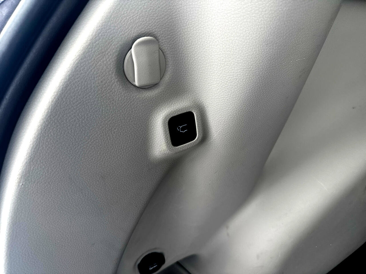 Used 2020 Jeep Compass Limited w/ Rear Convenience Group image 26