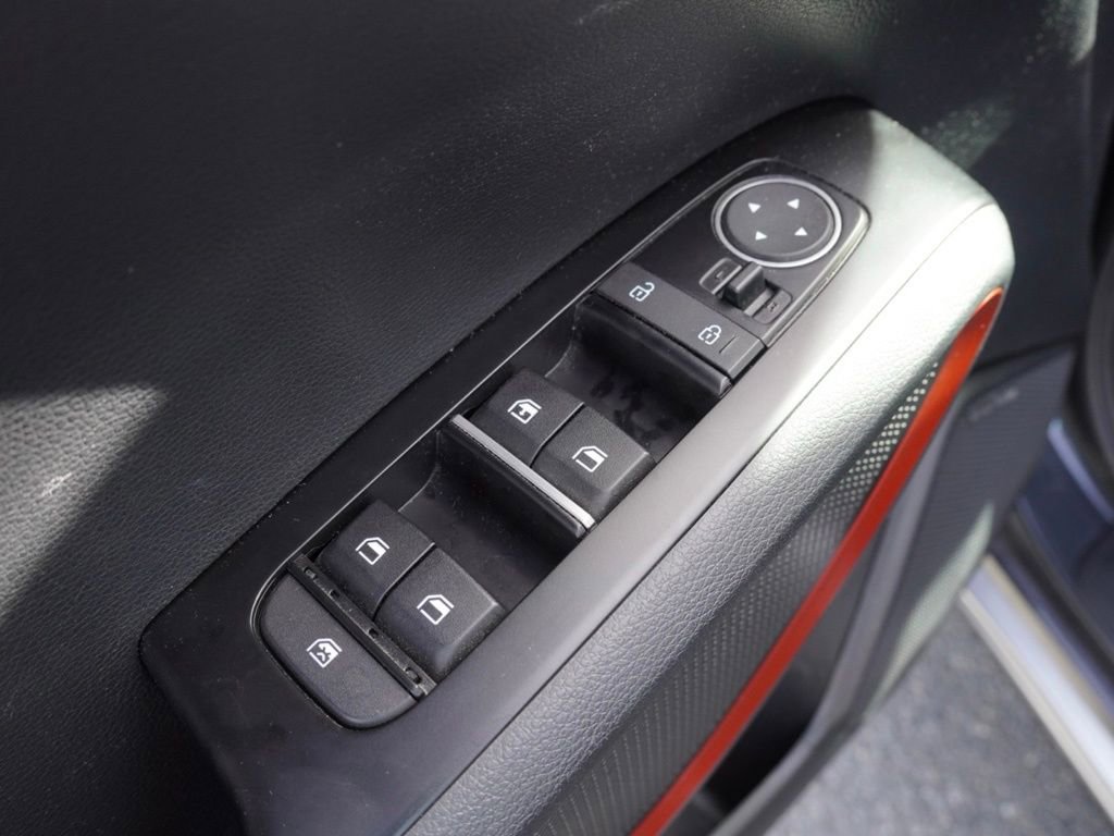 Used 2023 Kia Soul GT-Line w/ GT-Line Technology Package image 13