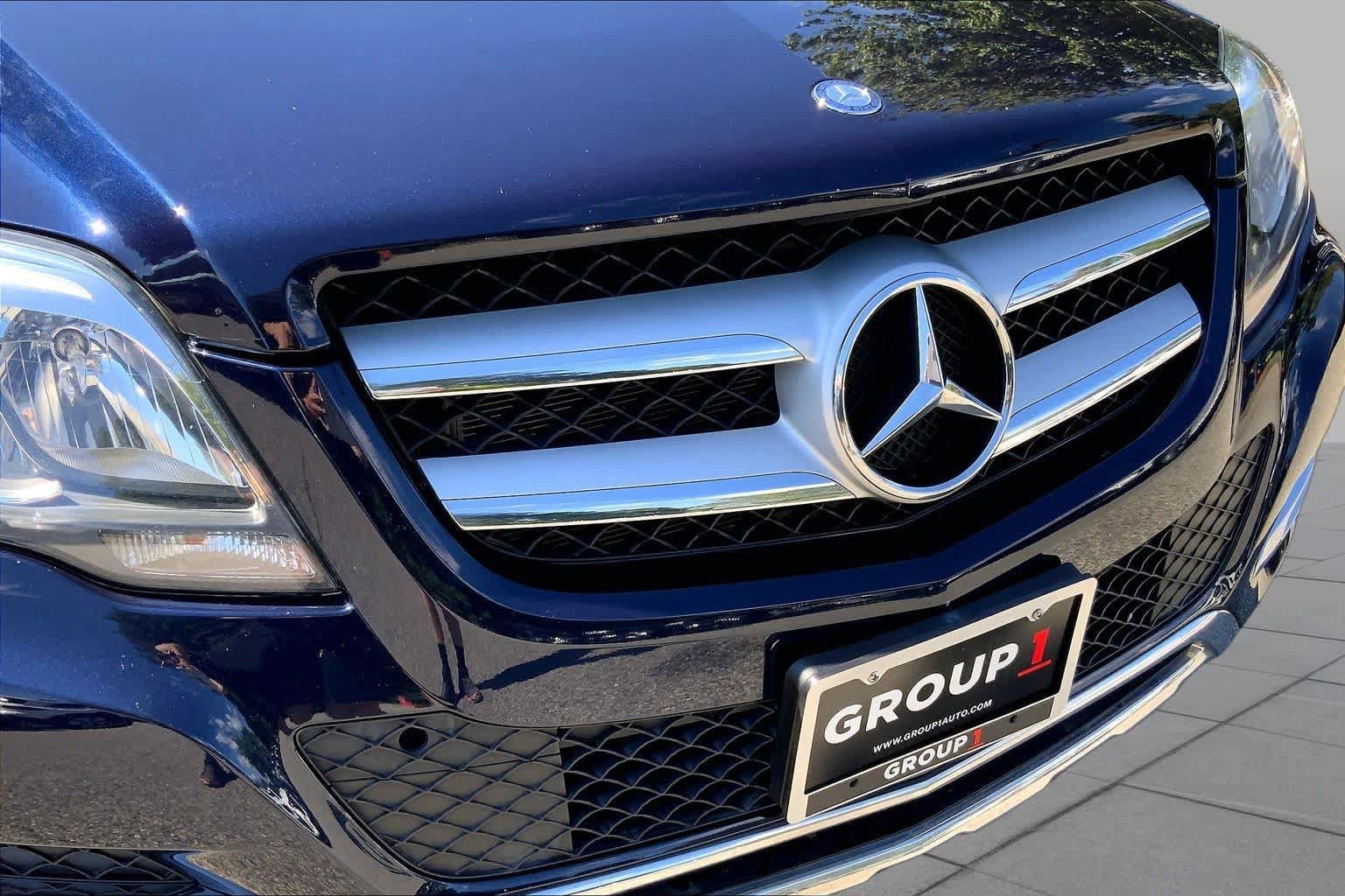 Used 2015 Mercedes-Benz GLK 350 4MATIC image 30