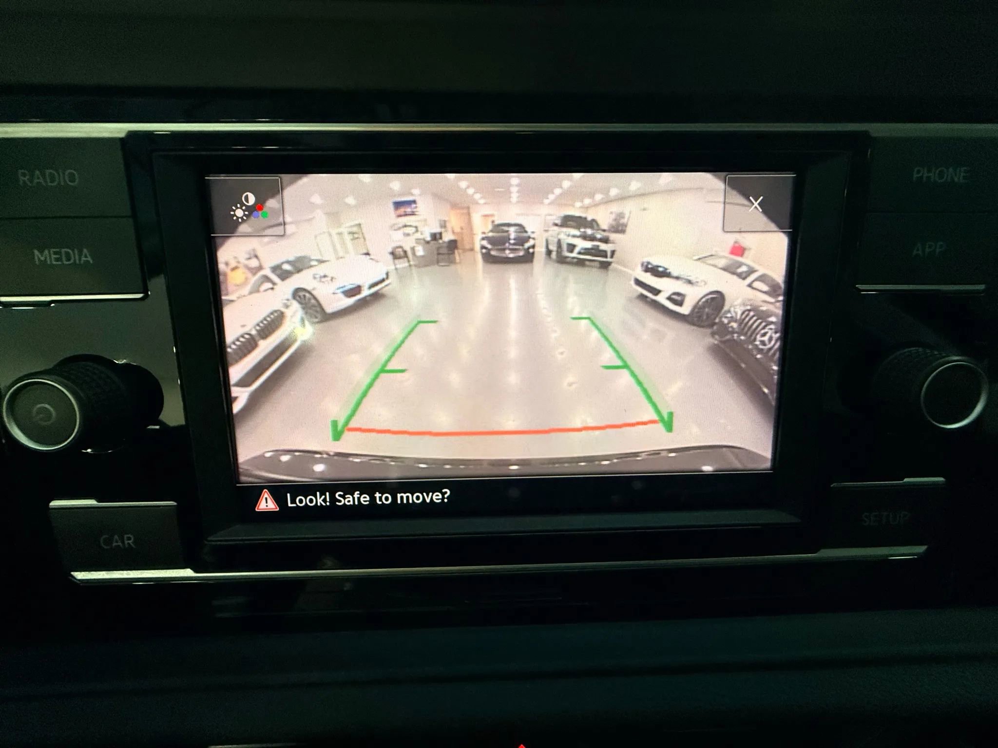 Used 2019 Volkswagen Jetta R-Line image 28