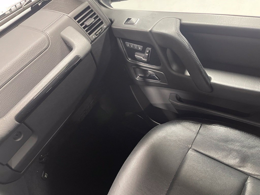 Used 2015 Mercedes-Benz G 550 image 27
