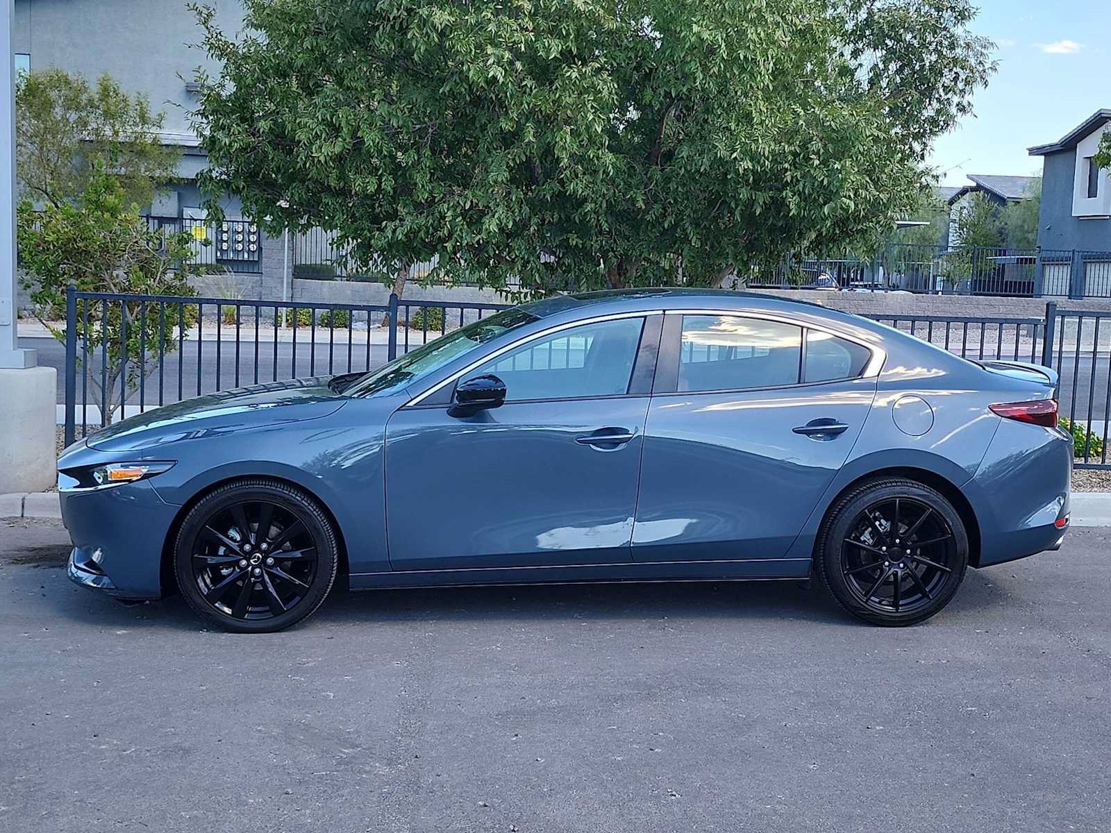 Used 2023 MAZDA MAZDA3 s FWD image 5