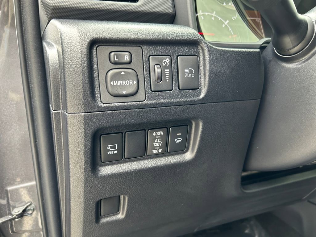 Used 2022 Toyota 4Runner SR5 Premium image 22