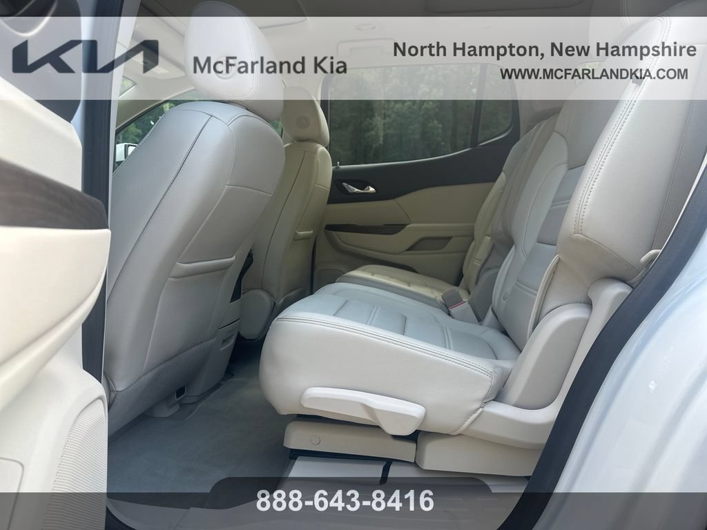 Used 2023 GMC Acadia Denali w/ Denali Technology Package AWD/4WD image 29