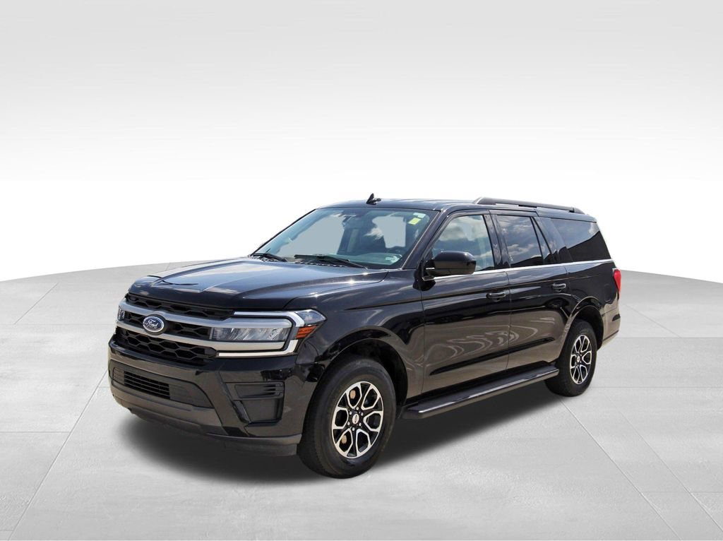 Used 2024 Ford Expedition Max XLT RWD image 2