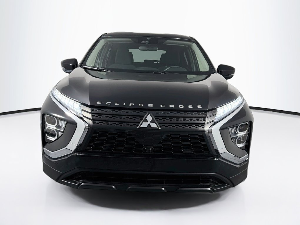 Used 2023 Mitsubishi Eclipse Cross ES AWD/4WD image 2