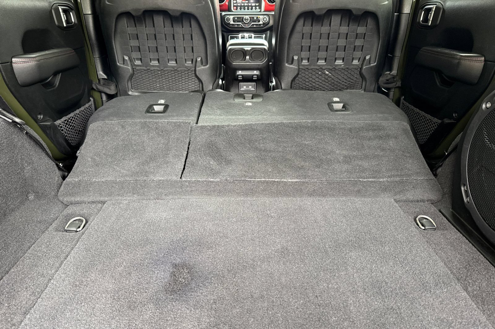 Used 2021 Jeep Wrangler Unlimited Rubicon AWD/4WD image 14