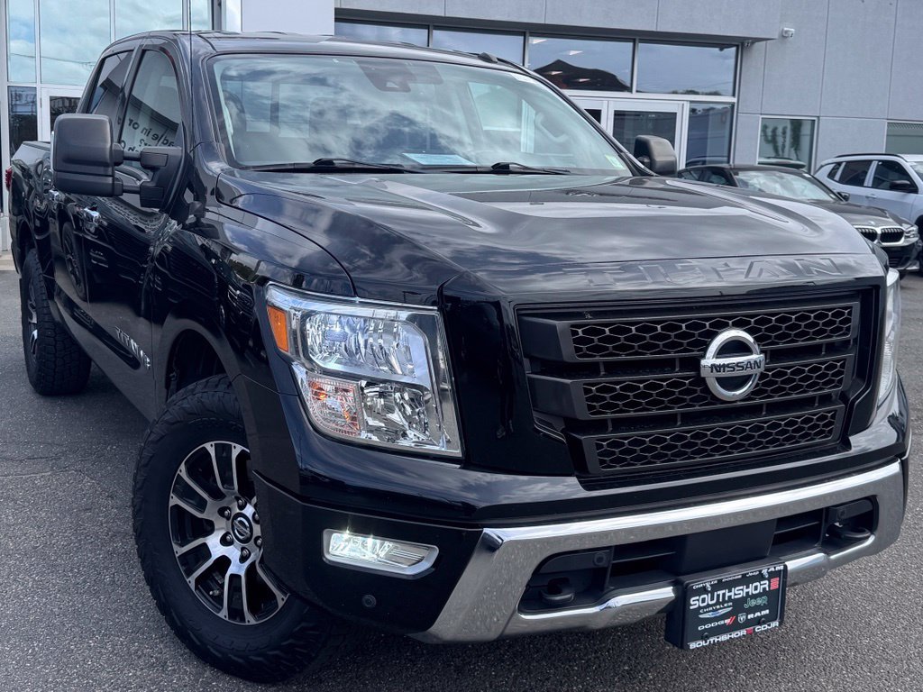 Used 2020 Nissan Titan SV w/ SV Convenience Package