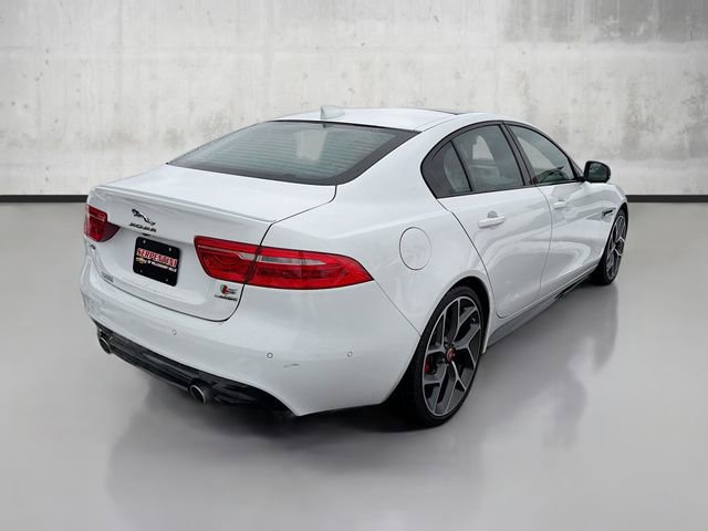 Used 2018 Jaguar XE S image 5