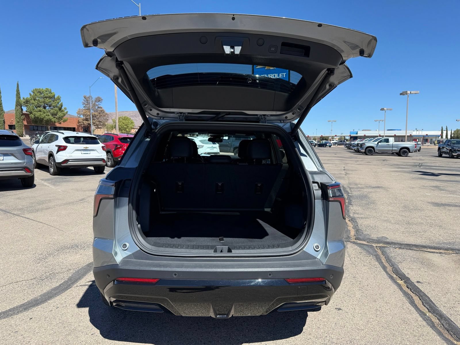 Used 2025 Chevrolet Equinox RS w/ Convenience Package III AWD/4WD image 35