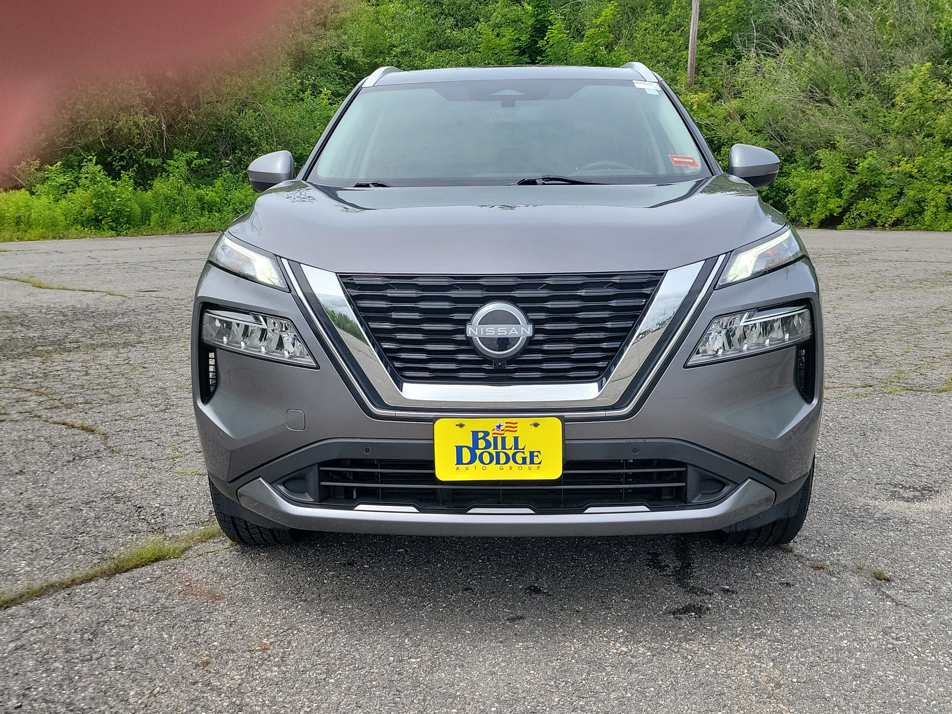 Used 2023 Nissan Rogue SL w/ SL Premium Package AWD/4WD image 2